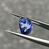 漂亮的藍色 5.071 克拉天然坦桑石天然黝簾石,帶證書