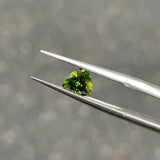 #DG6 天然デマントイドガーネット 0.76ct