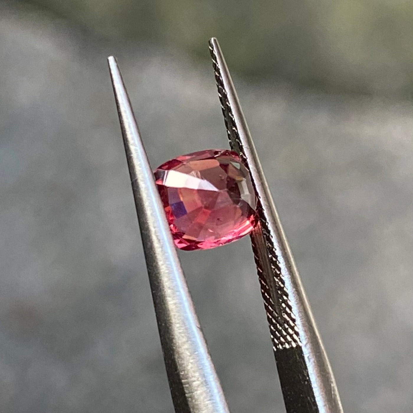 天然石スピネル SN4 天然スピネル 0.86ct – RYUHO ONLINE