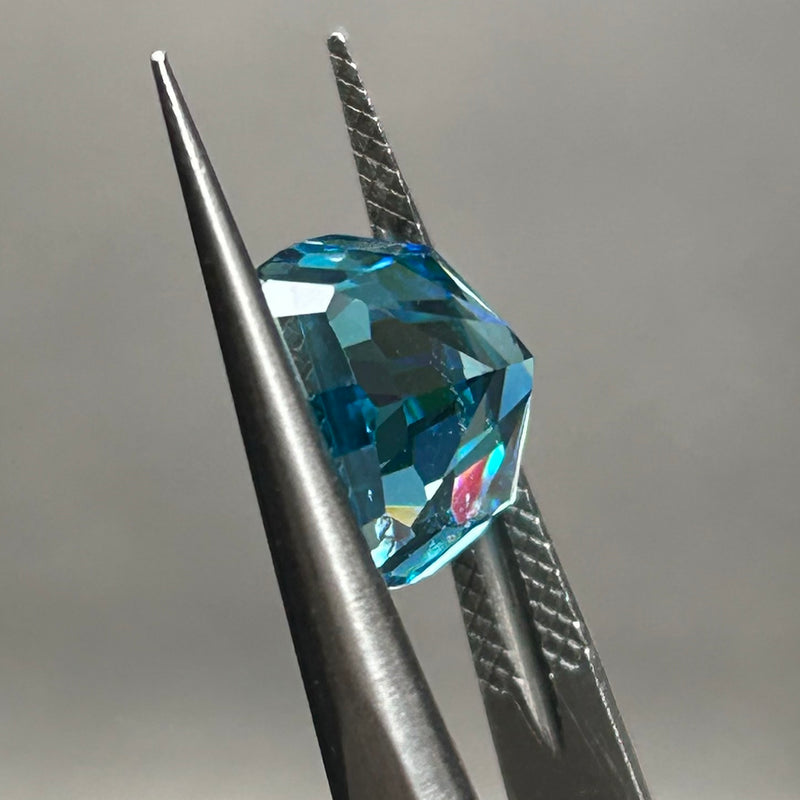 #CZ4 キュービックジルコニア 7.86ct 水色