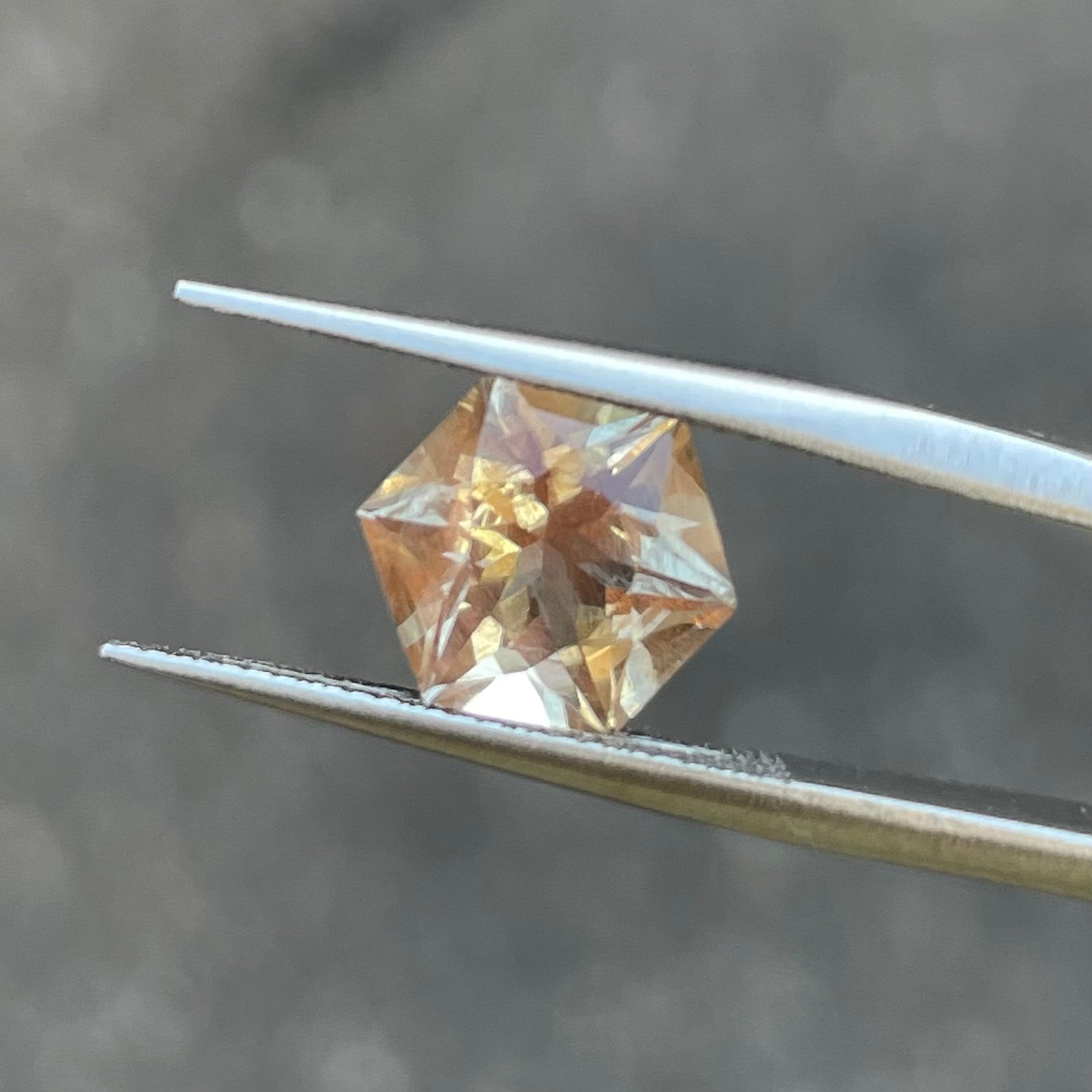 OS14 天然オレゴンサンストーン 2.04ct – RYUHO ONLINE