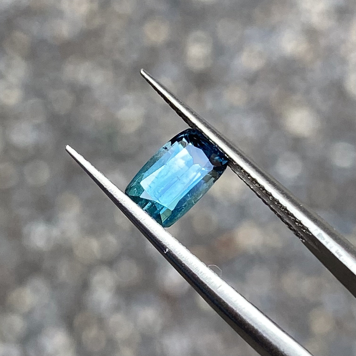 INT8 涼やかな藍色 1.058ct 天然インディコライトトルマリン